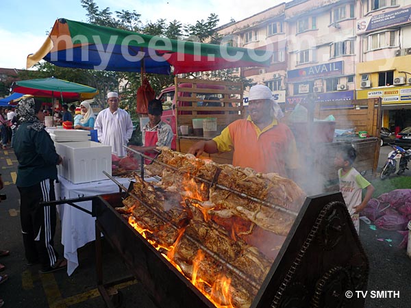 Picture Of Taman Keramat Ramadan Bazaar